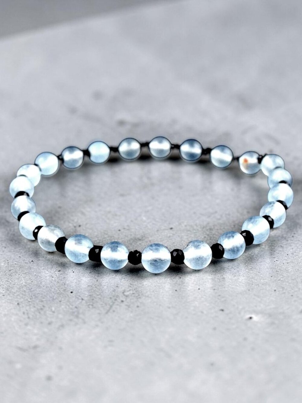 Blue Chalcedony & Black Spinel 46.00 Carats Beaded Bracelet SIZE 6"